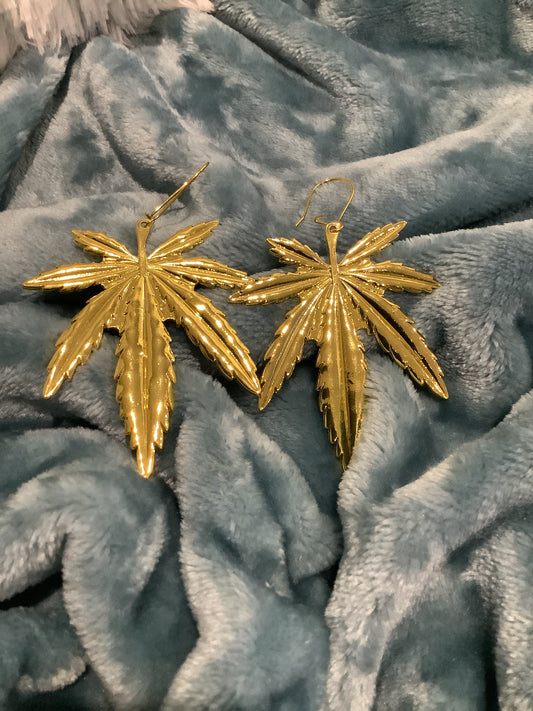 420 Large Leaf Earring