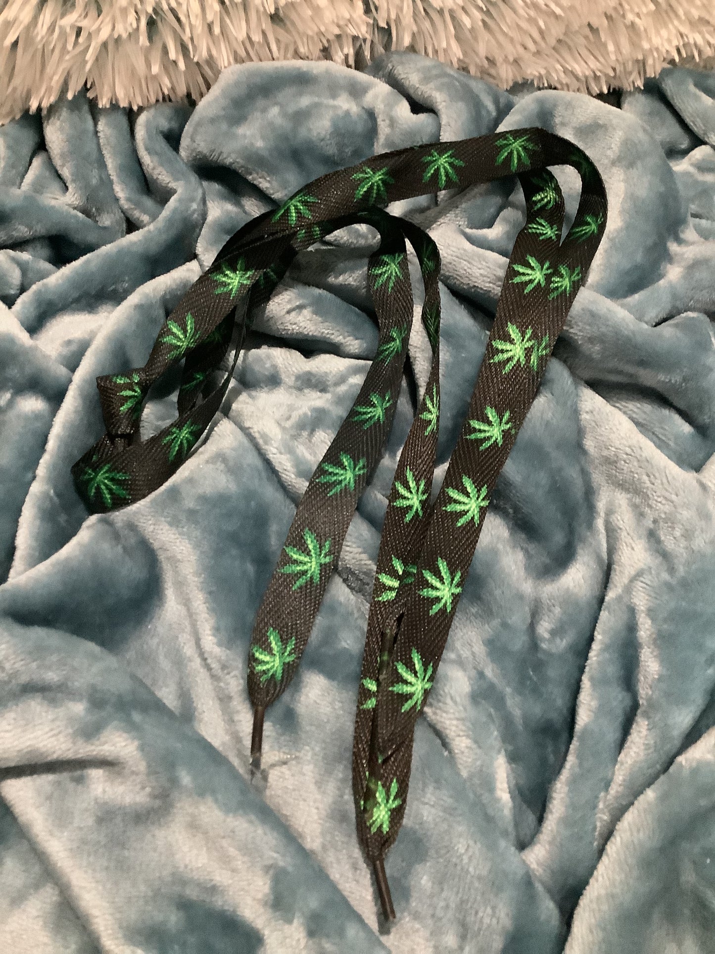 420 Leaf Shoe Laces