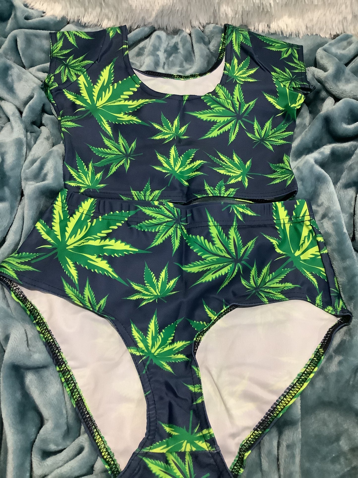 420 Leaf Crop/Panty Set
